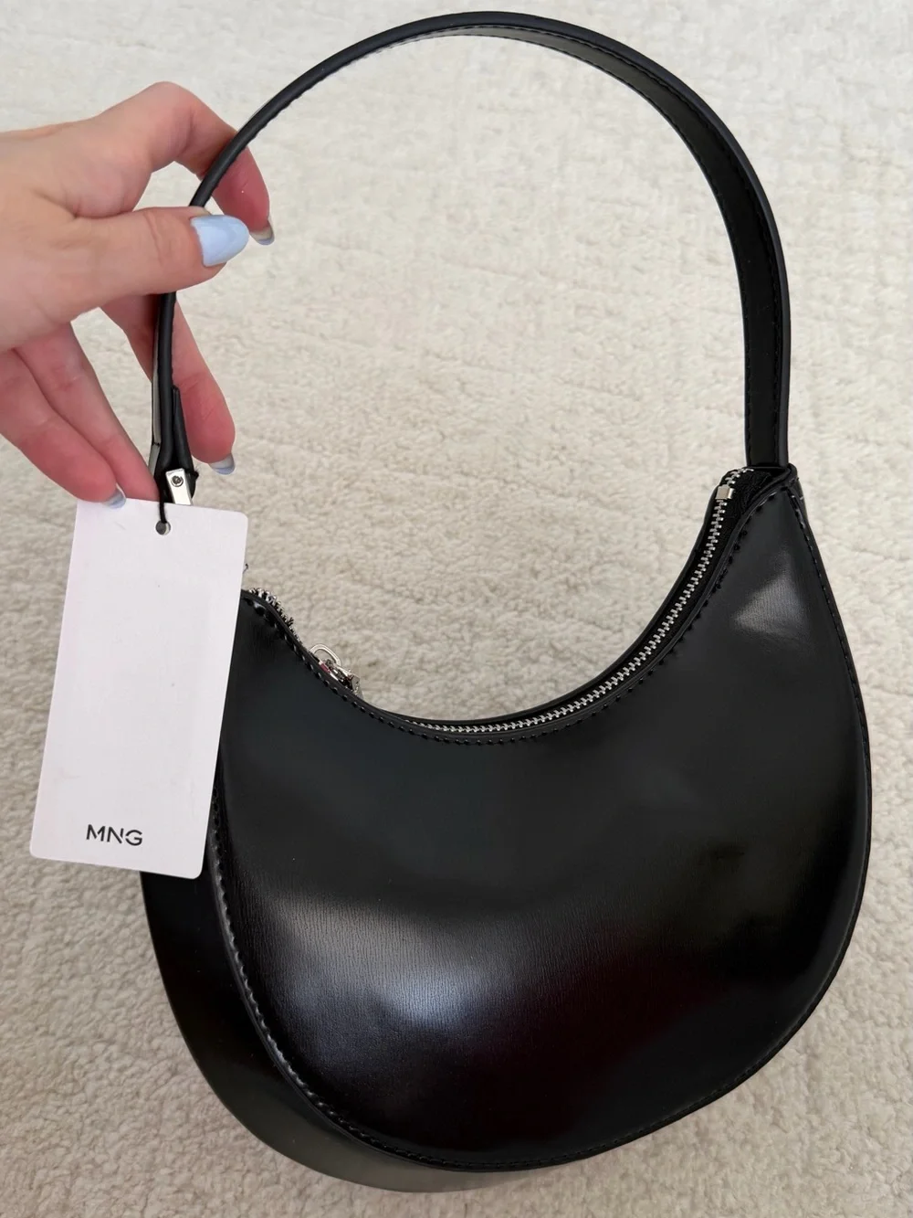 NWT Mango Oval Short Handle Bag